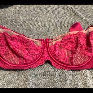Woman’s bra EUC 40C